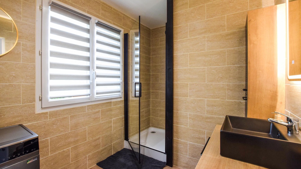Photo of Bathroom in Beaurepaire