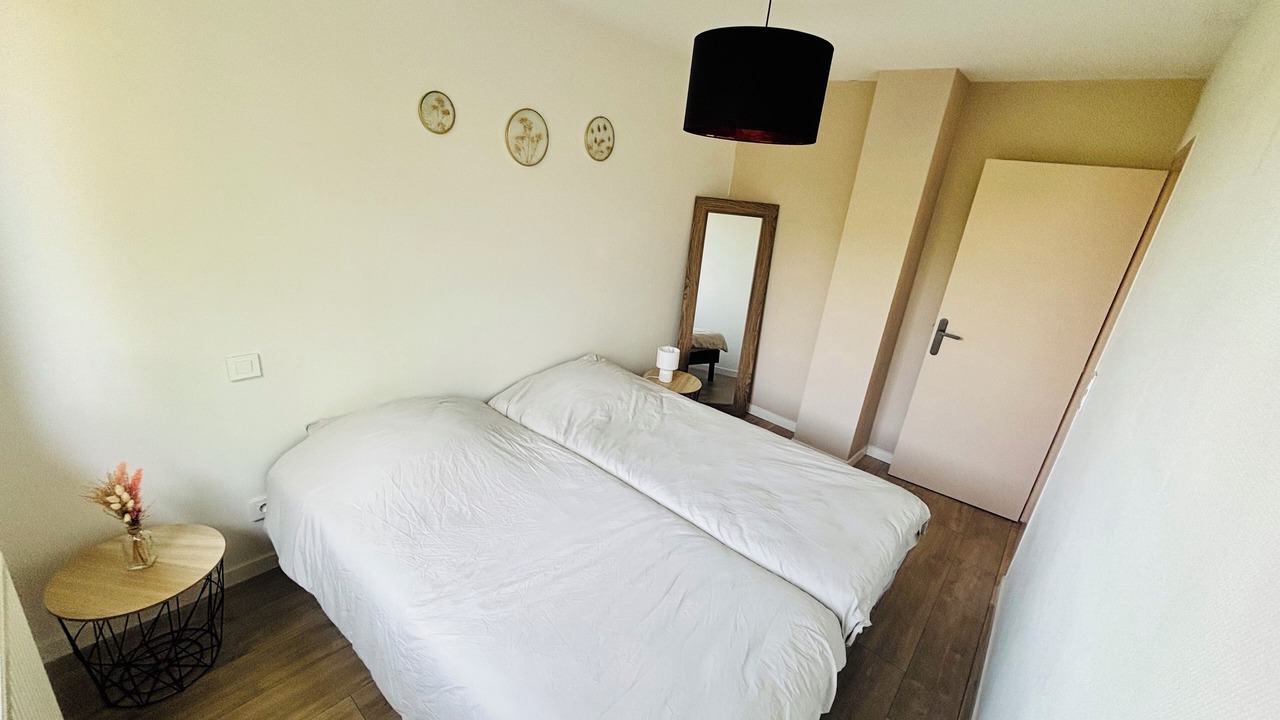 Photo of Bedroom in Monnieres