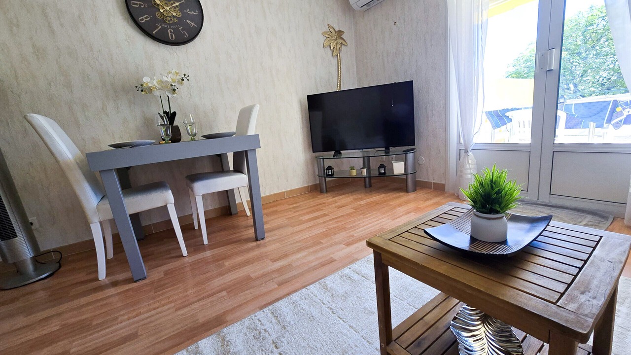 Photo of Livingroom in Greoux-les-Bains