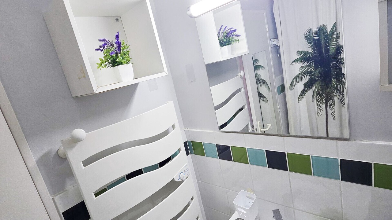 Photo of Bathroom in Greoux-les-Bains