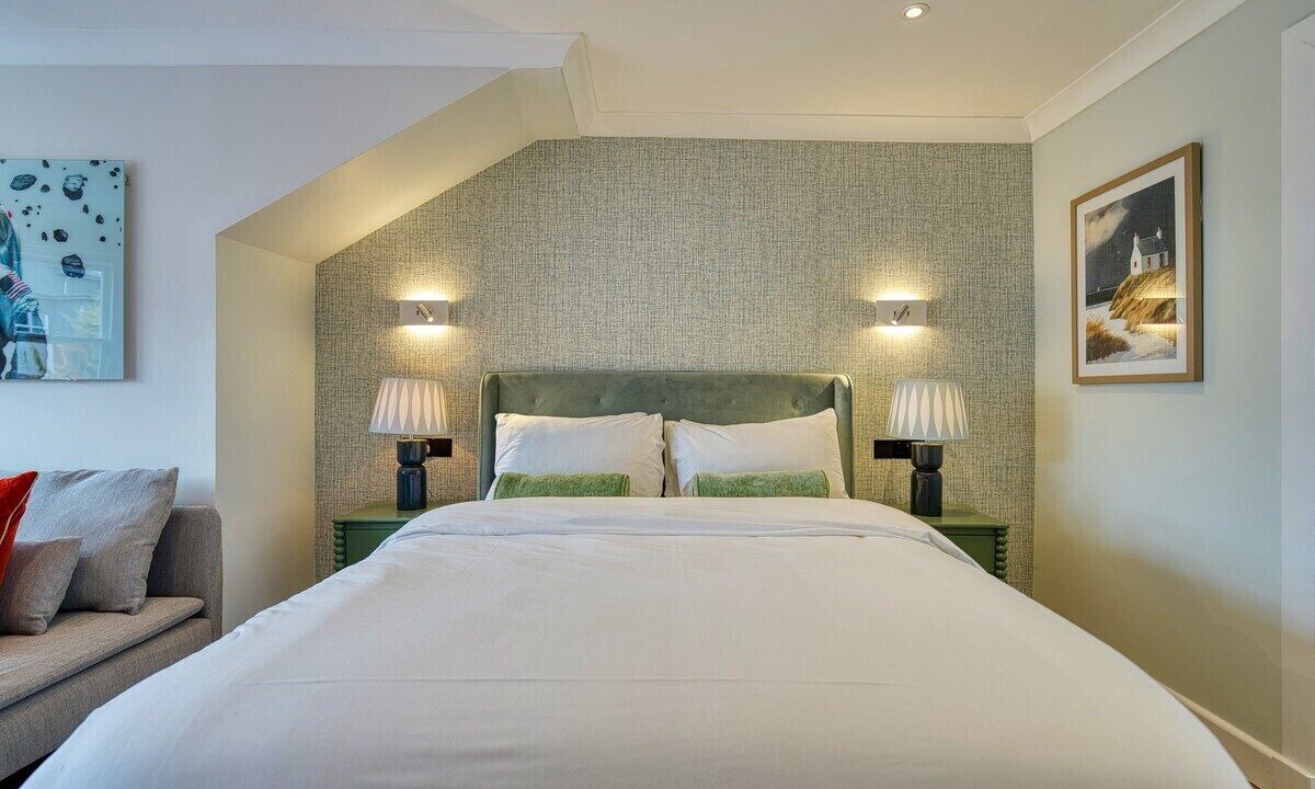 Photo of Others in East End