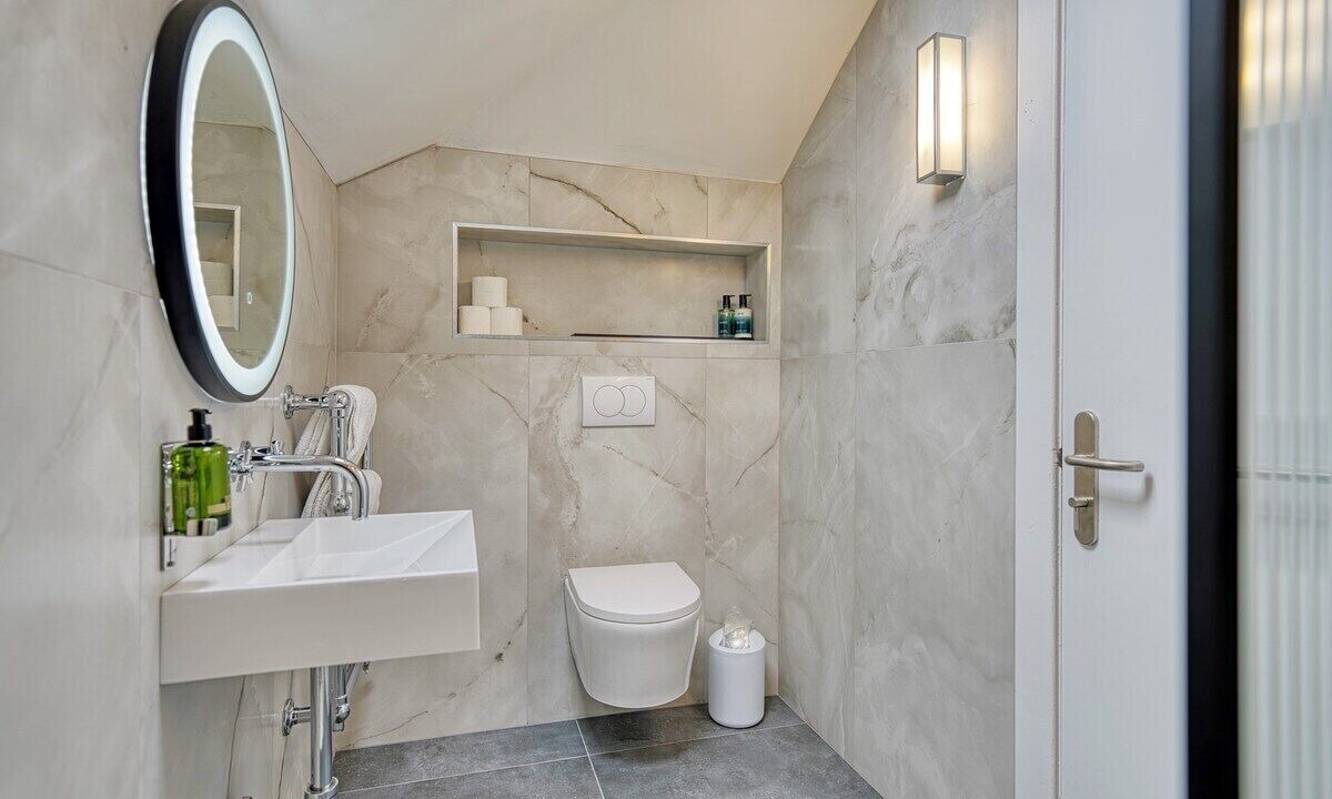 Photo of Bathroom in East End