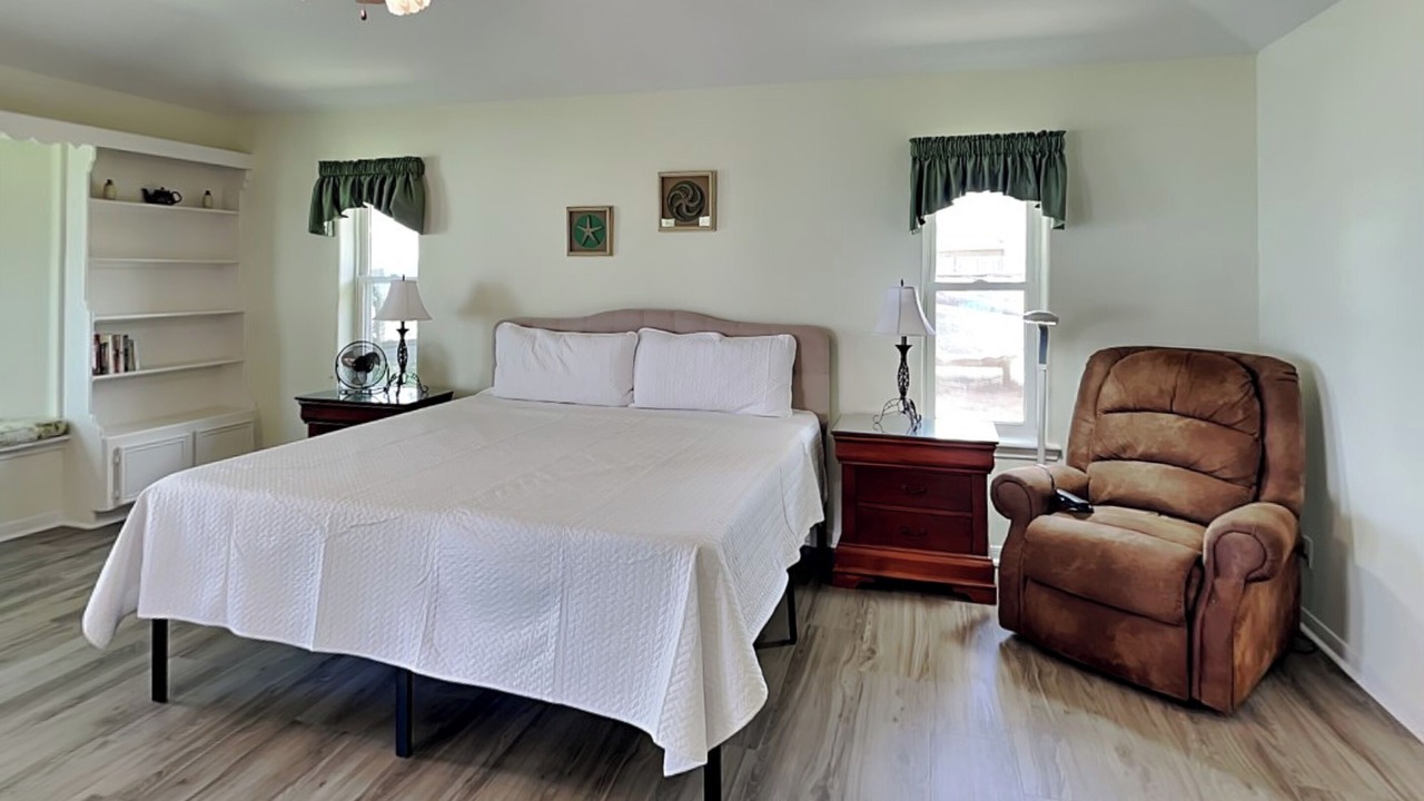 Photo of Bathroom in Ingleside