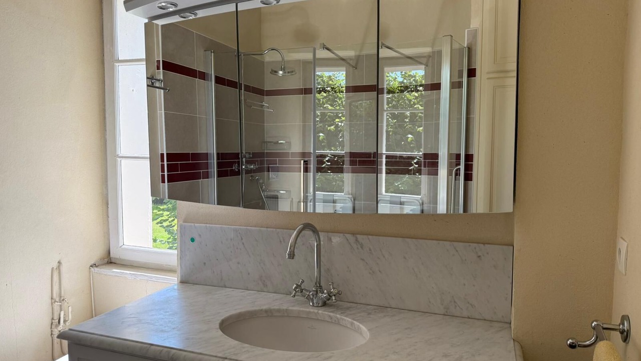 Photo of Bathroom in Bennecourt