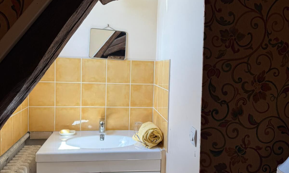 Photo of Bathroom in Bennecourt