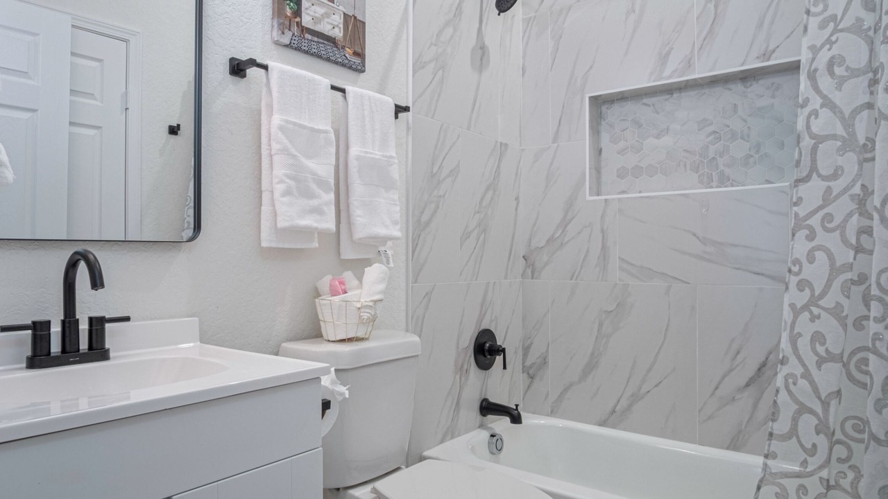 Photo of Bathroom in Nevada Street