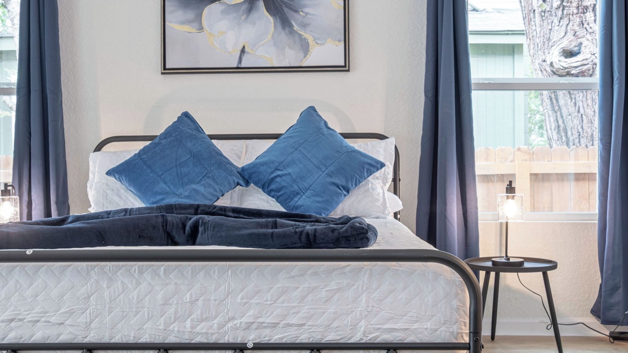 Photo of Bedroom in Nevada Street