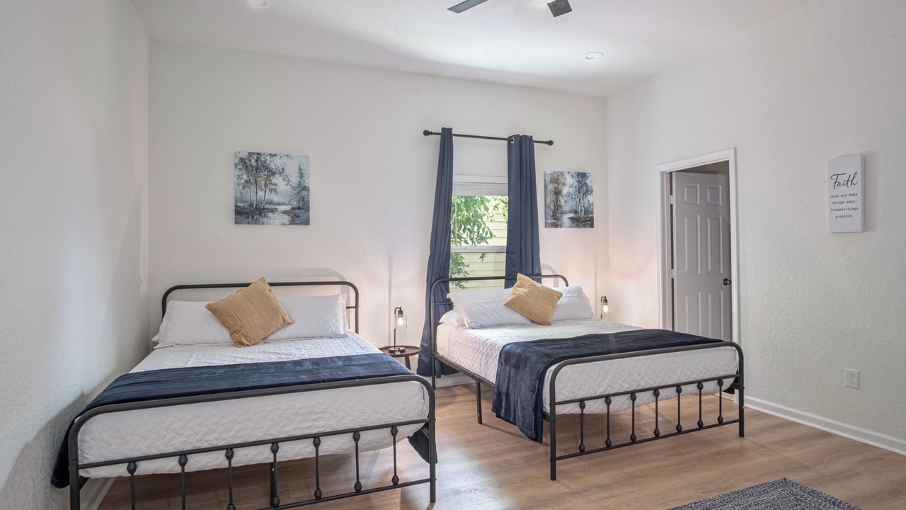 Photo of Bedroom in Nevada Street