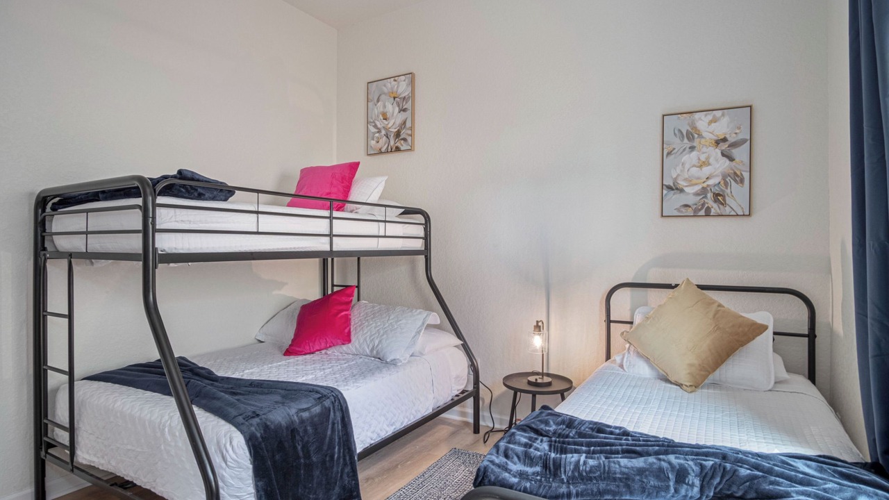 Photo of Bedroom in Nevada Street