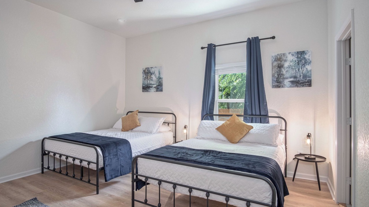 Photo of Bedroom in Nevada Street