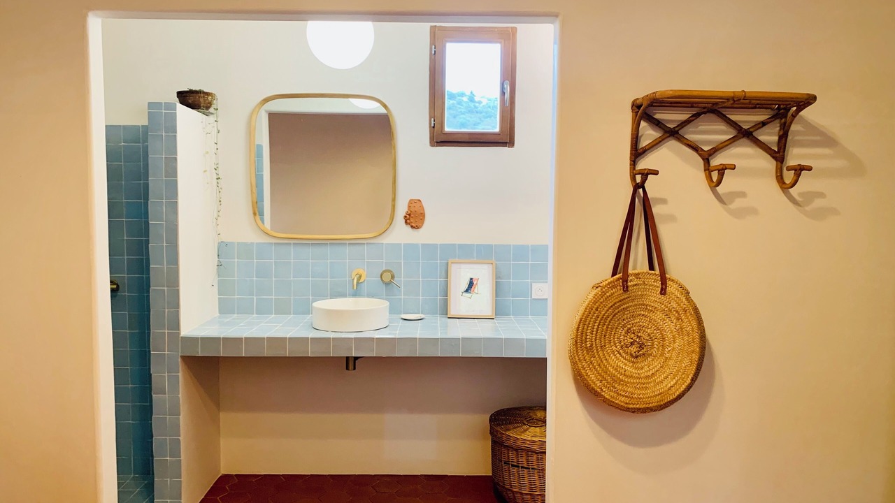 Photo of Bathroom in Vives