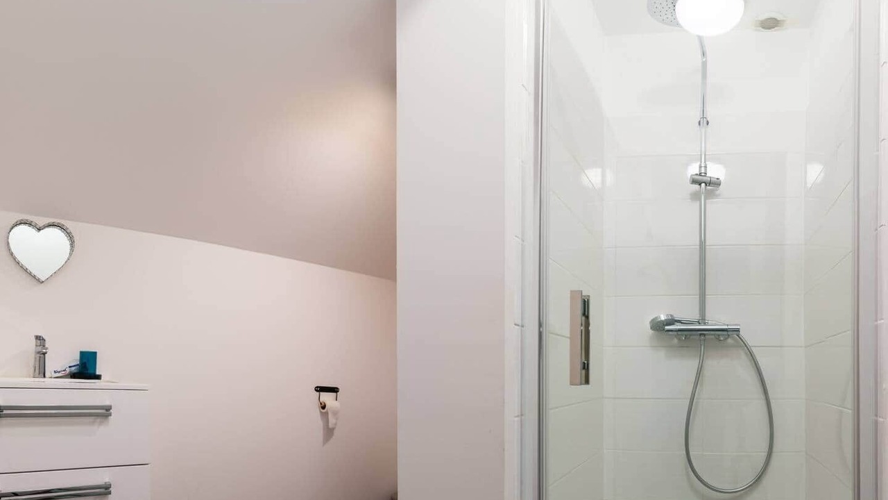 Photo of Bathroom in Cholet