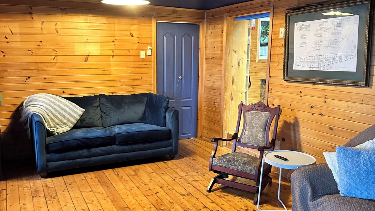 Photo of Livingroom in Orillia