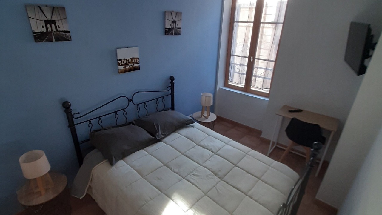 Photo of Bedroom in Pierrelatte