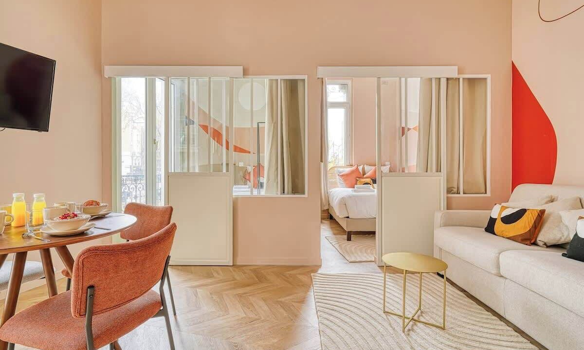 Photo of Livingroom in Quartier de la Plaine-de-Monceaux