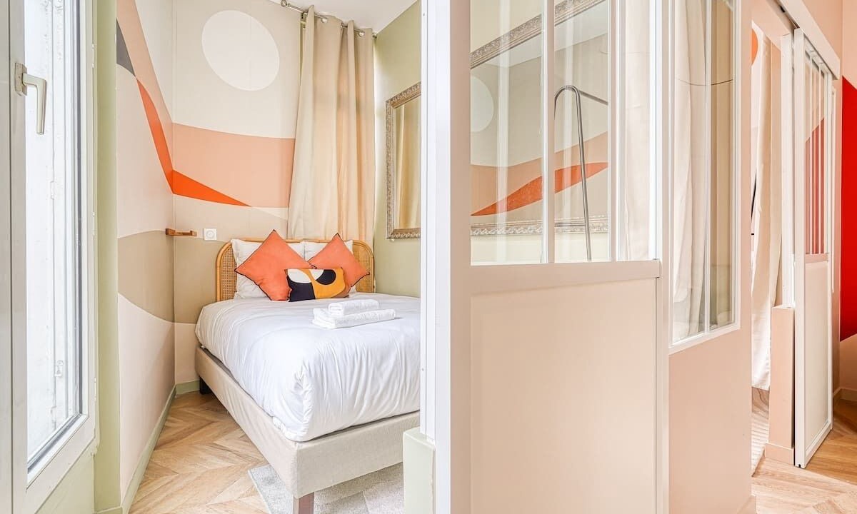 Photo of Bedroom in Quartier de la Plaine-de-Monceaux