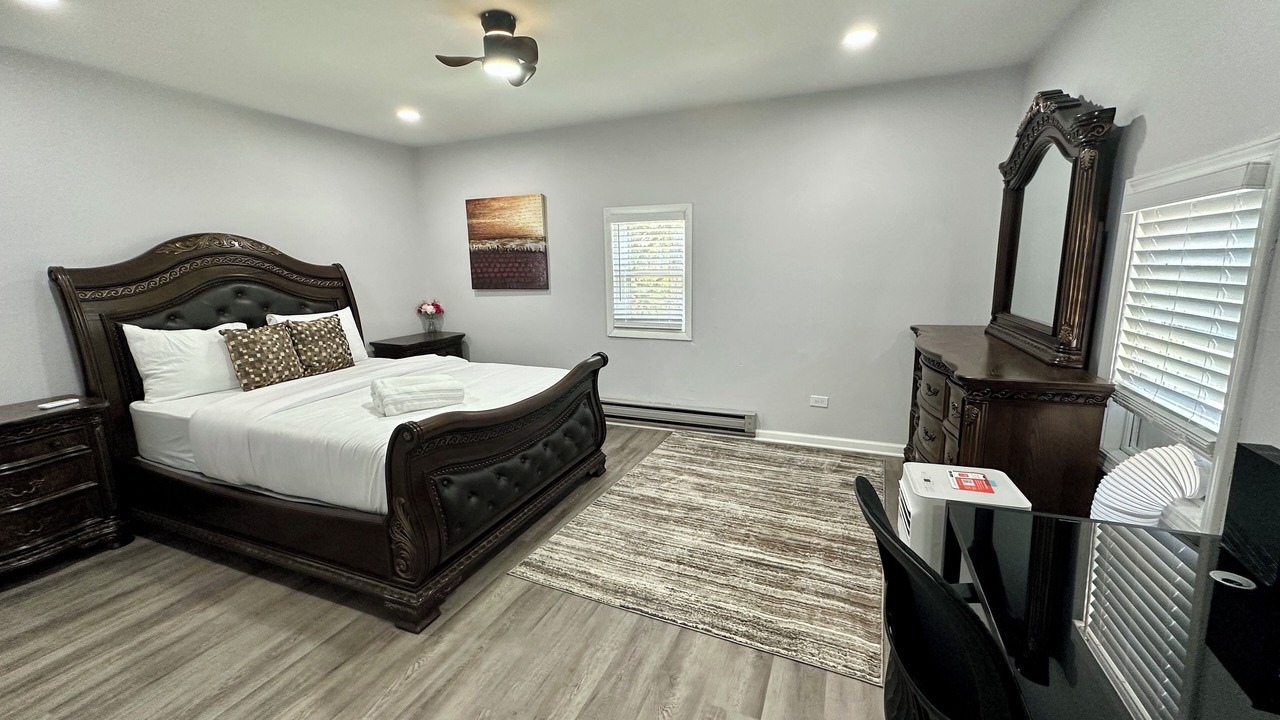 Photo of Bedroom in Waukegan