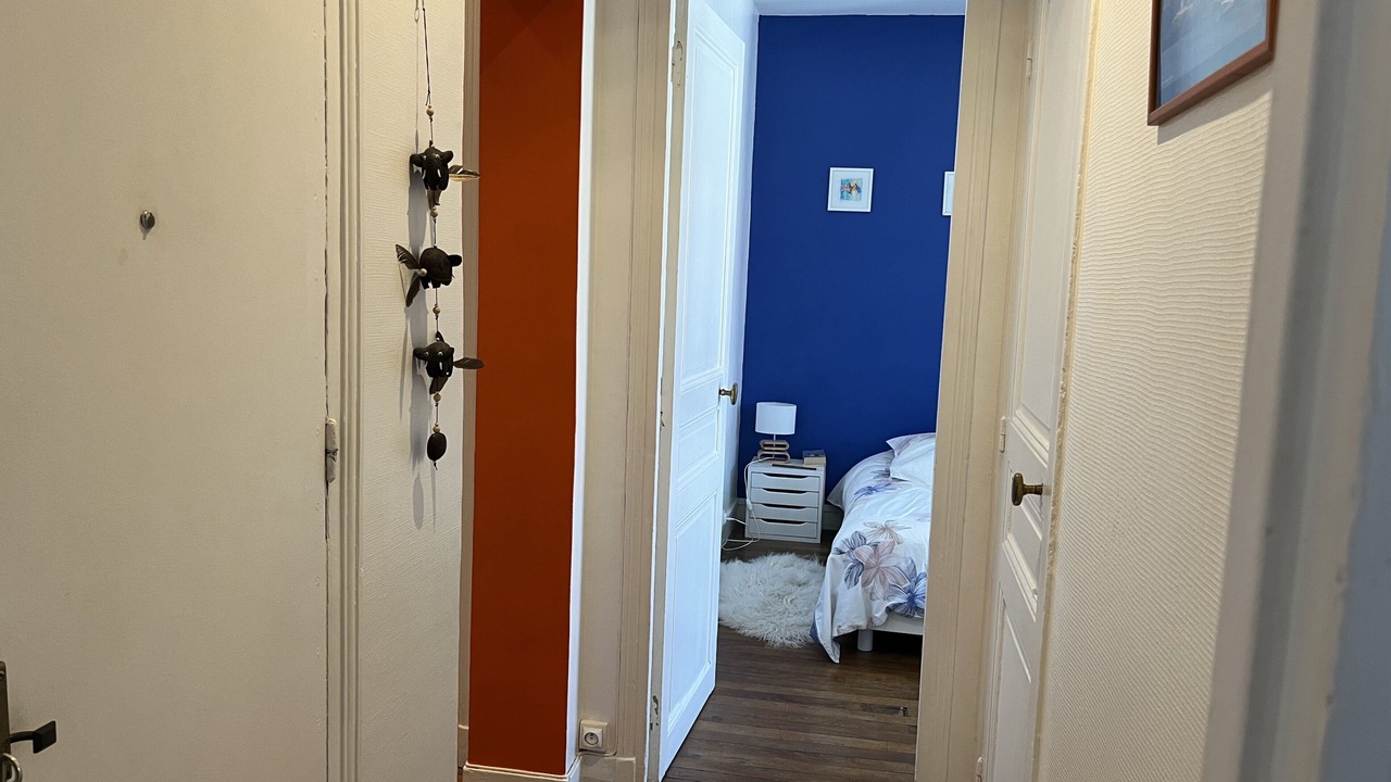 Photo of Bedroom in Saint-Ouen
