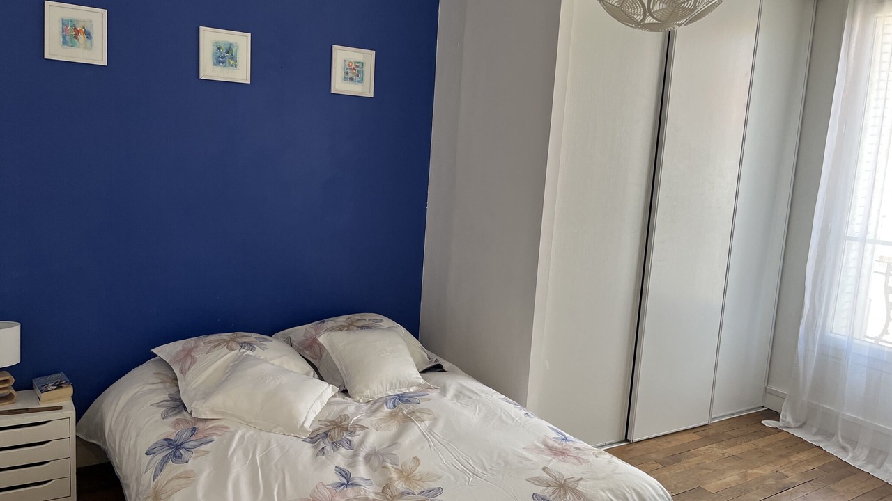 Photo of Bedroom in Saint-Ouen