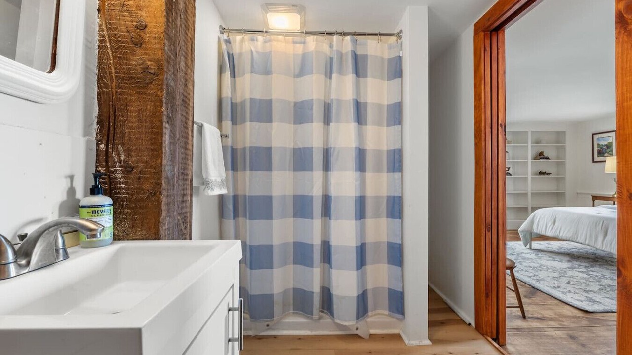 Photo of Others in Loudon