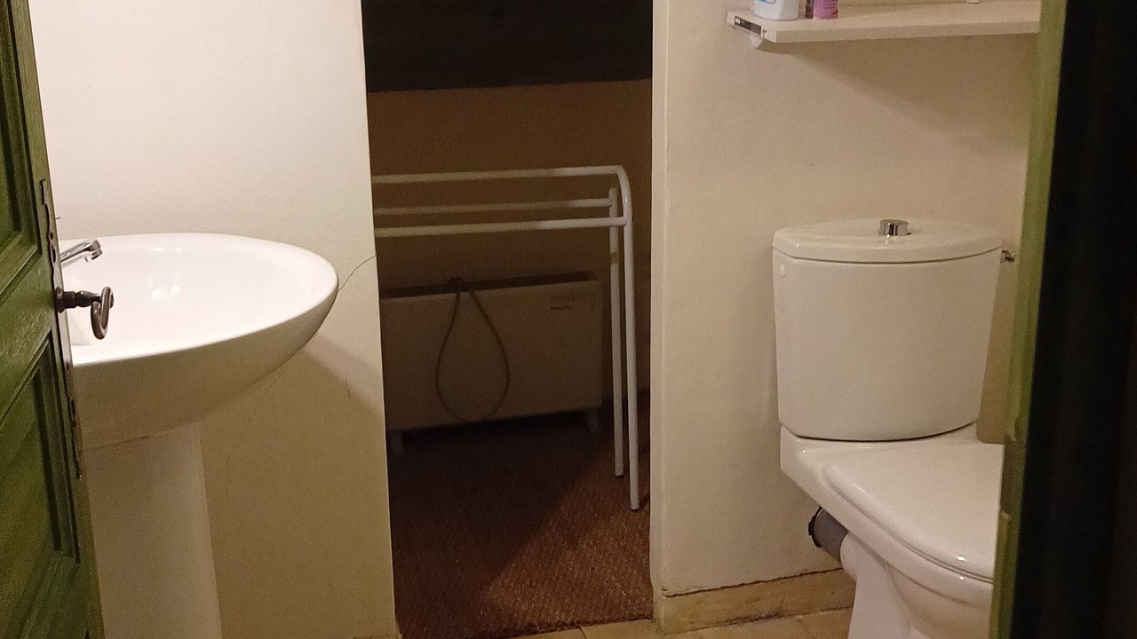Photo of Bathroom in Montaigu-de-Quercy