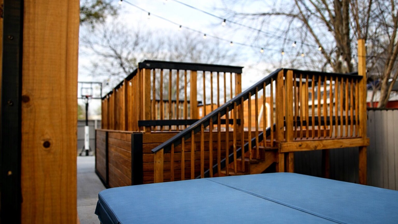 Photo of Outdoor in George Bush Park/Eldridge