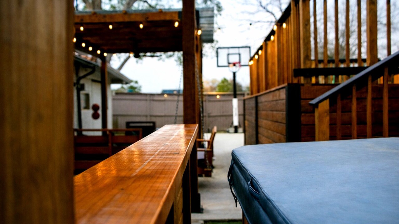 Photo of Patio Balcony in George Bush Park/Eldridge