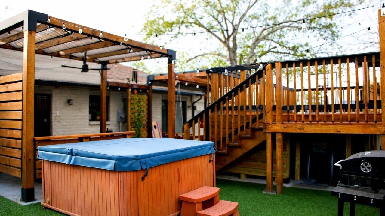 Photo of Outdoor in George Bush Park/Eldridge