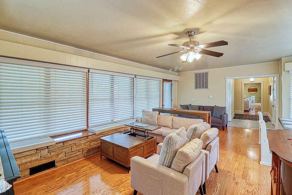 Photo of Livingroom in McAlester