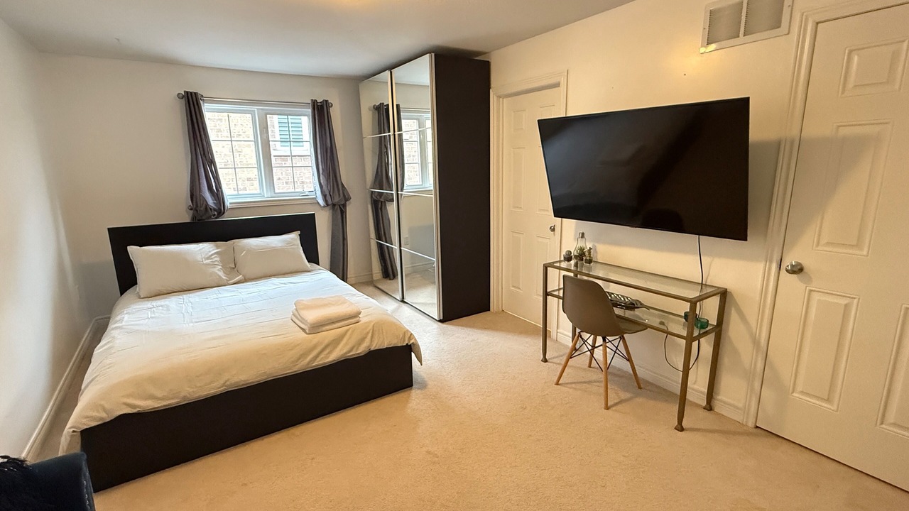 Photo of Bedroom in Hamilton