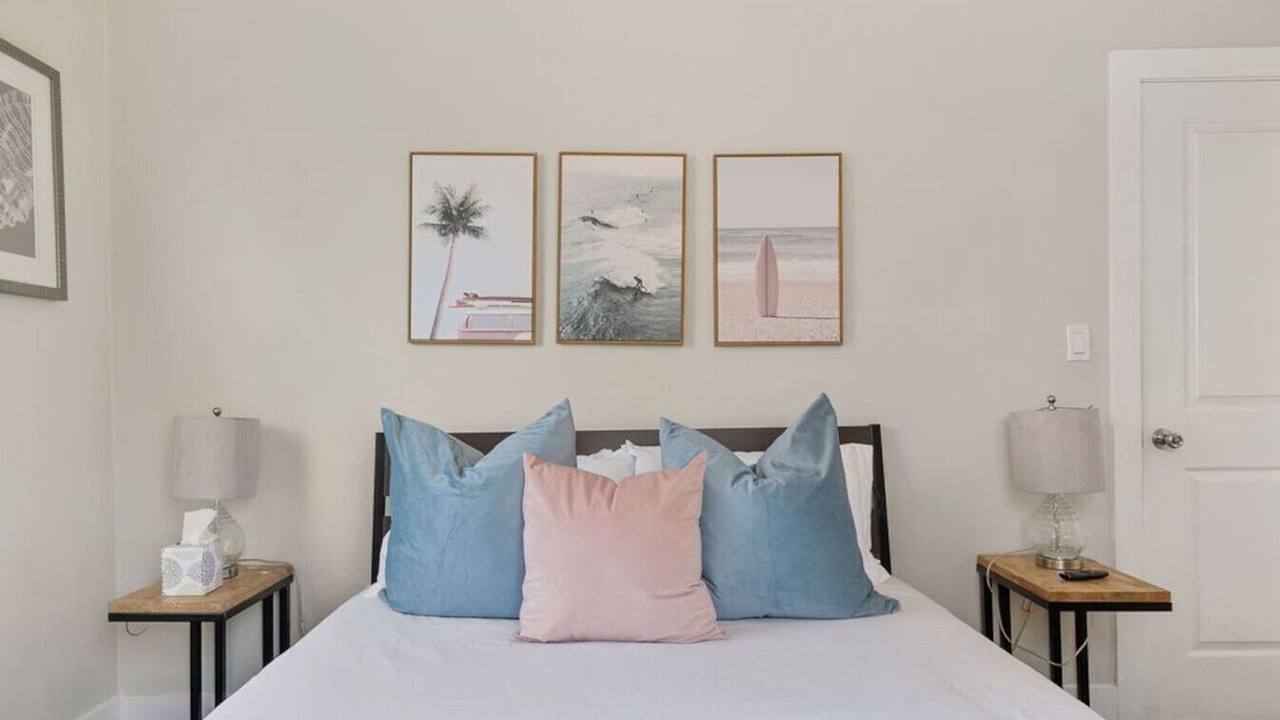 Photo of Bedroom in North Long Beach