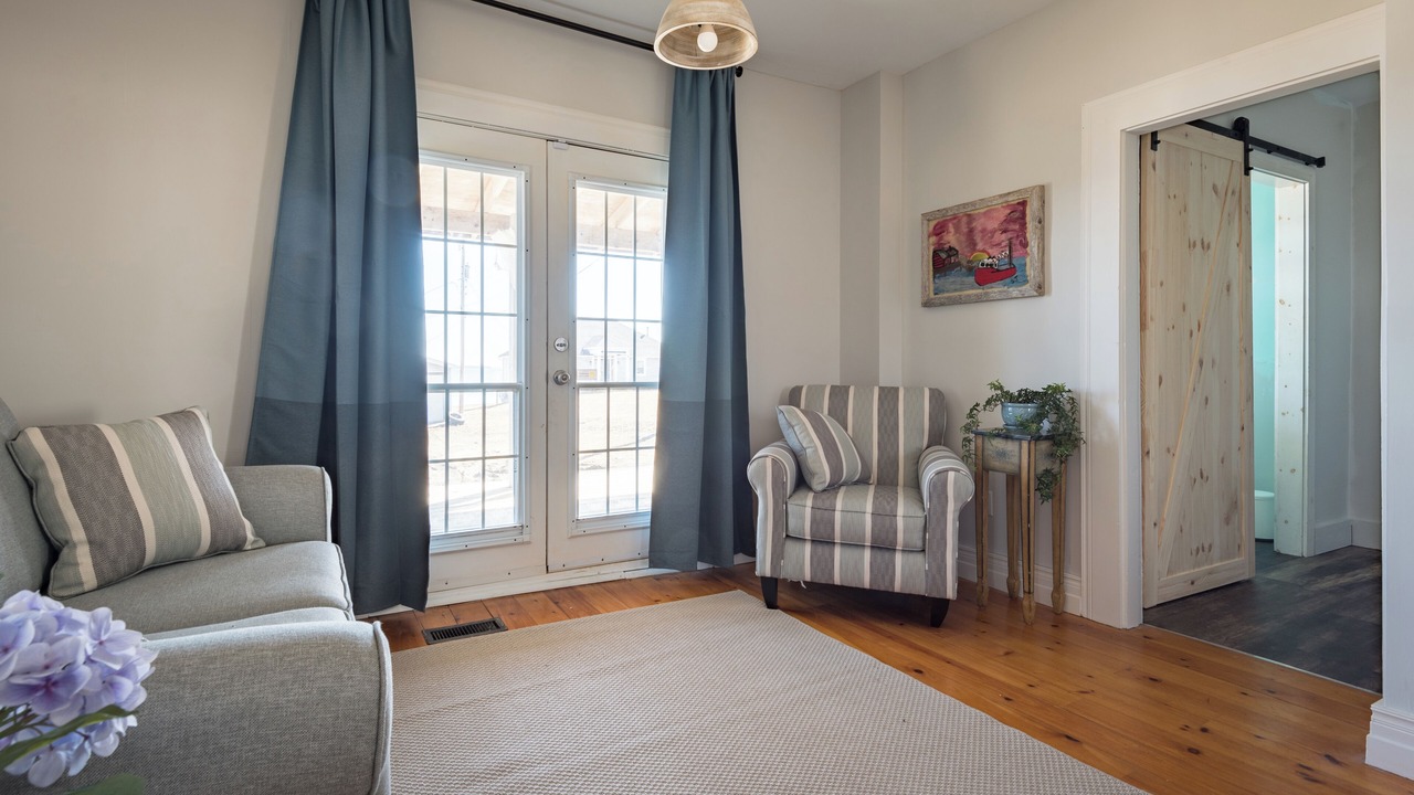 Photo of Others in Western Shore