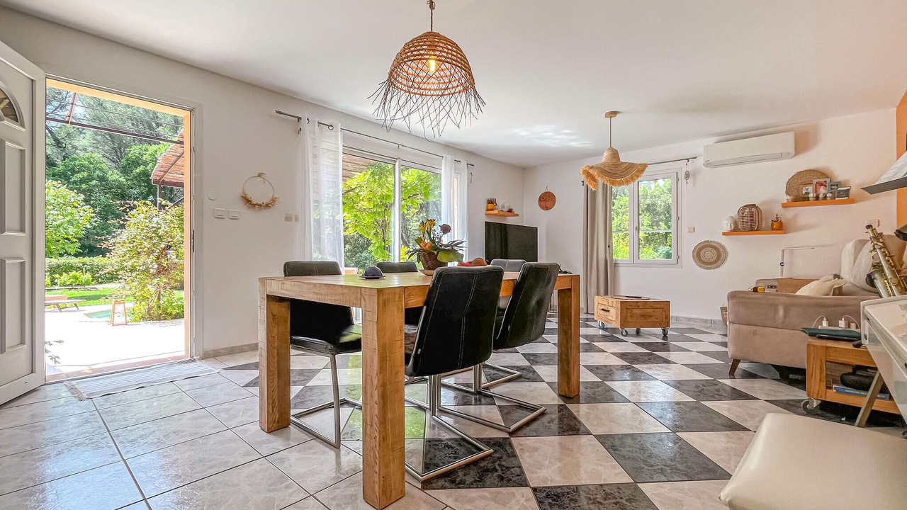 Photo of Bedroom in Salon-de-Provence