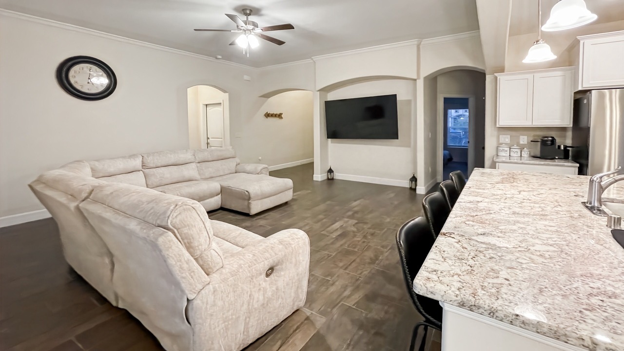 Photo of Livingroom in Hobbs