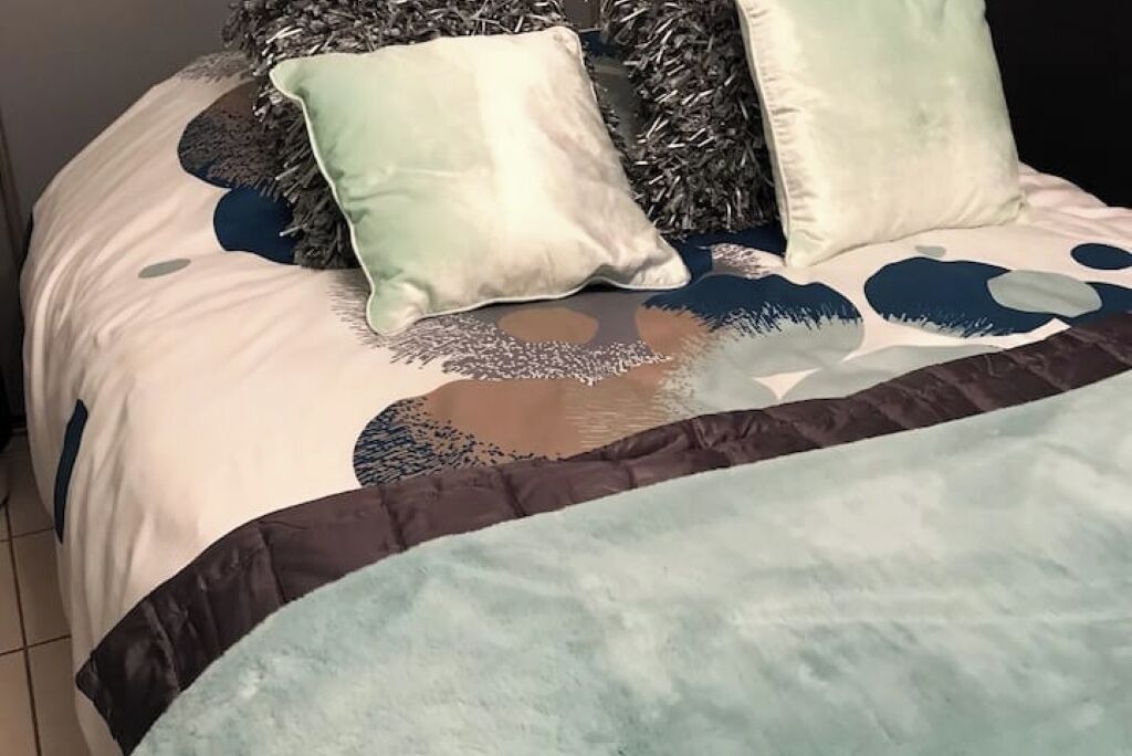 Photo of Bedroom in Saint-James