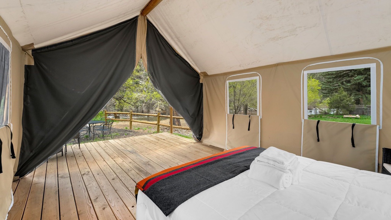 Photo of Bedroom in Poudre Park