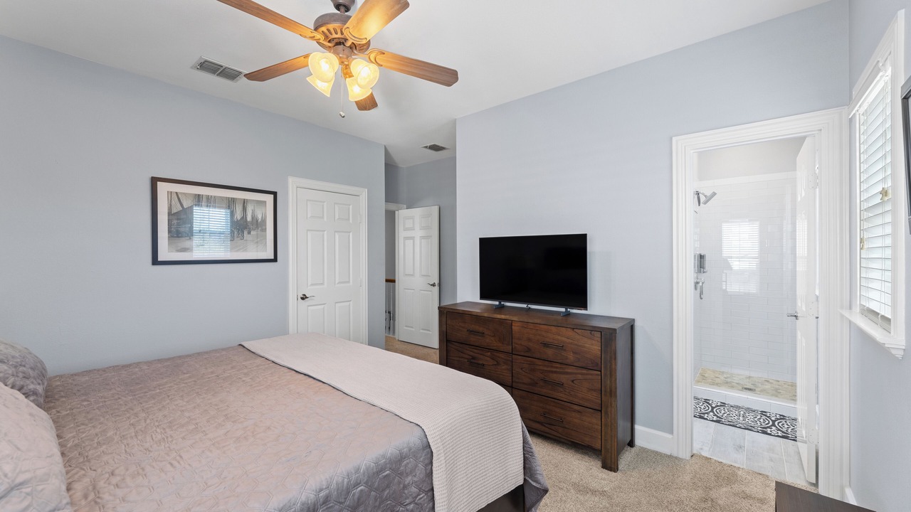Photo of Bedroom in Fort Worth Cultural District