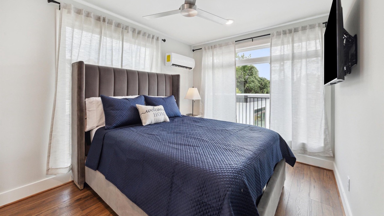 Photo of Bedroom in Garden Oaks