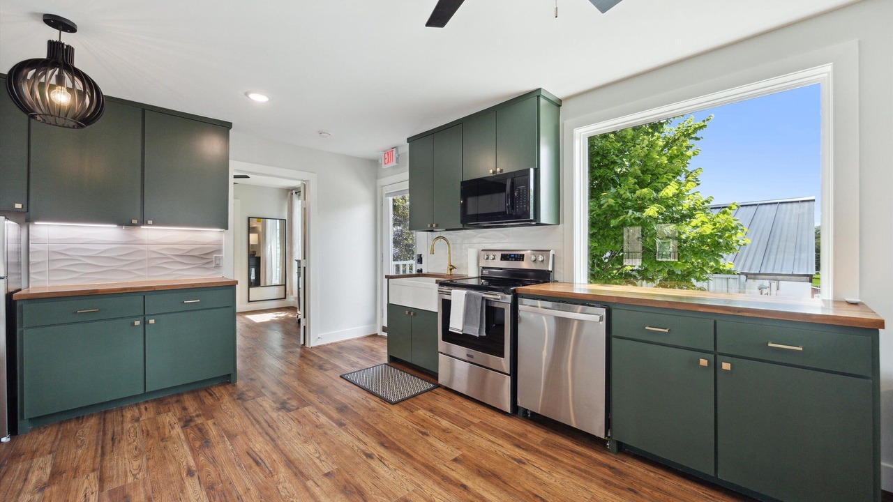 Photo of Kitchen in Garden Oaks