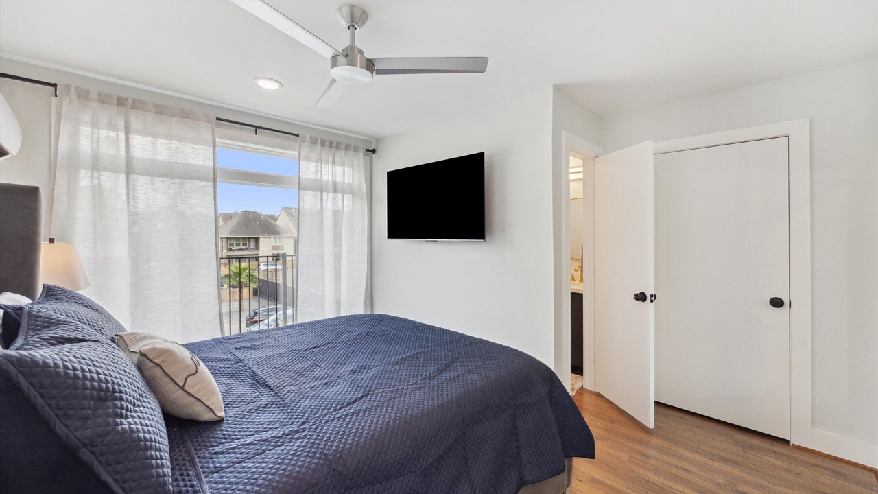 Photo of Bedroom in Garden Oaks