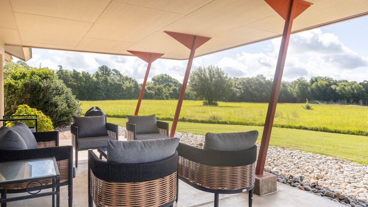 Photo of Patio Balcony in Carmine