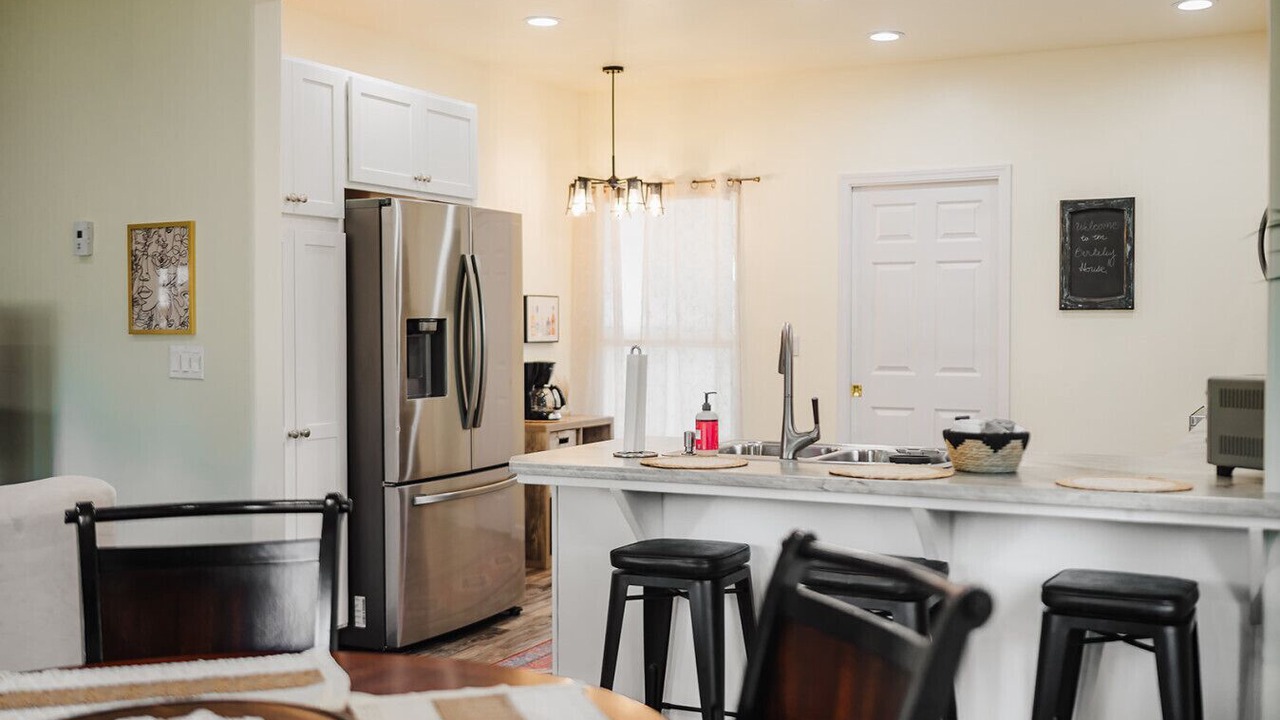 Photo of Others in Altamont