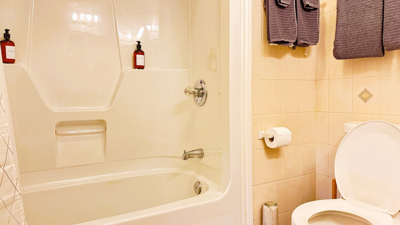 Photo of Bathroom in Boularderie