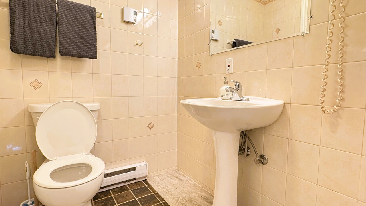 Photo of Bathroom in Boularderie