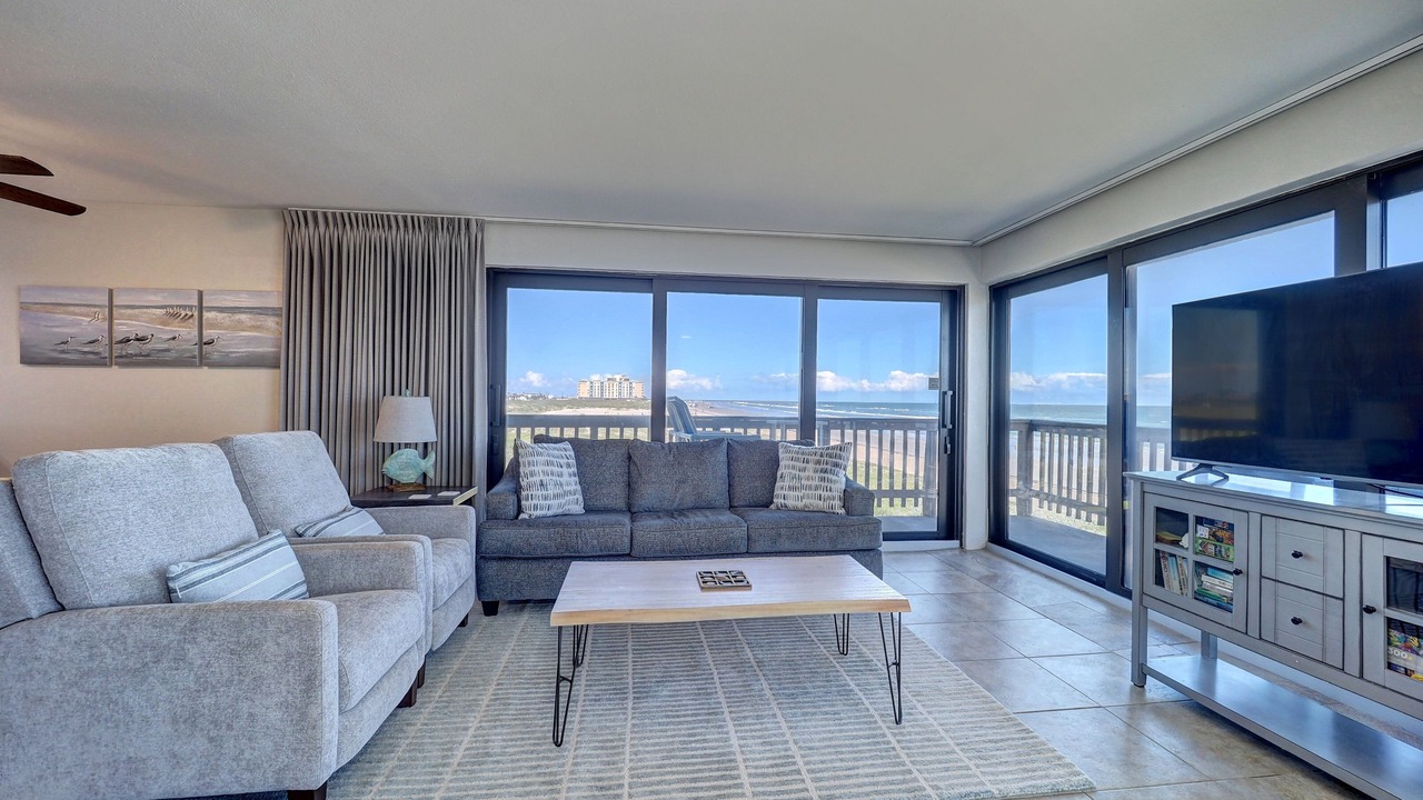 Photo of Livingroom in Corpus Christi