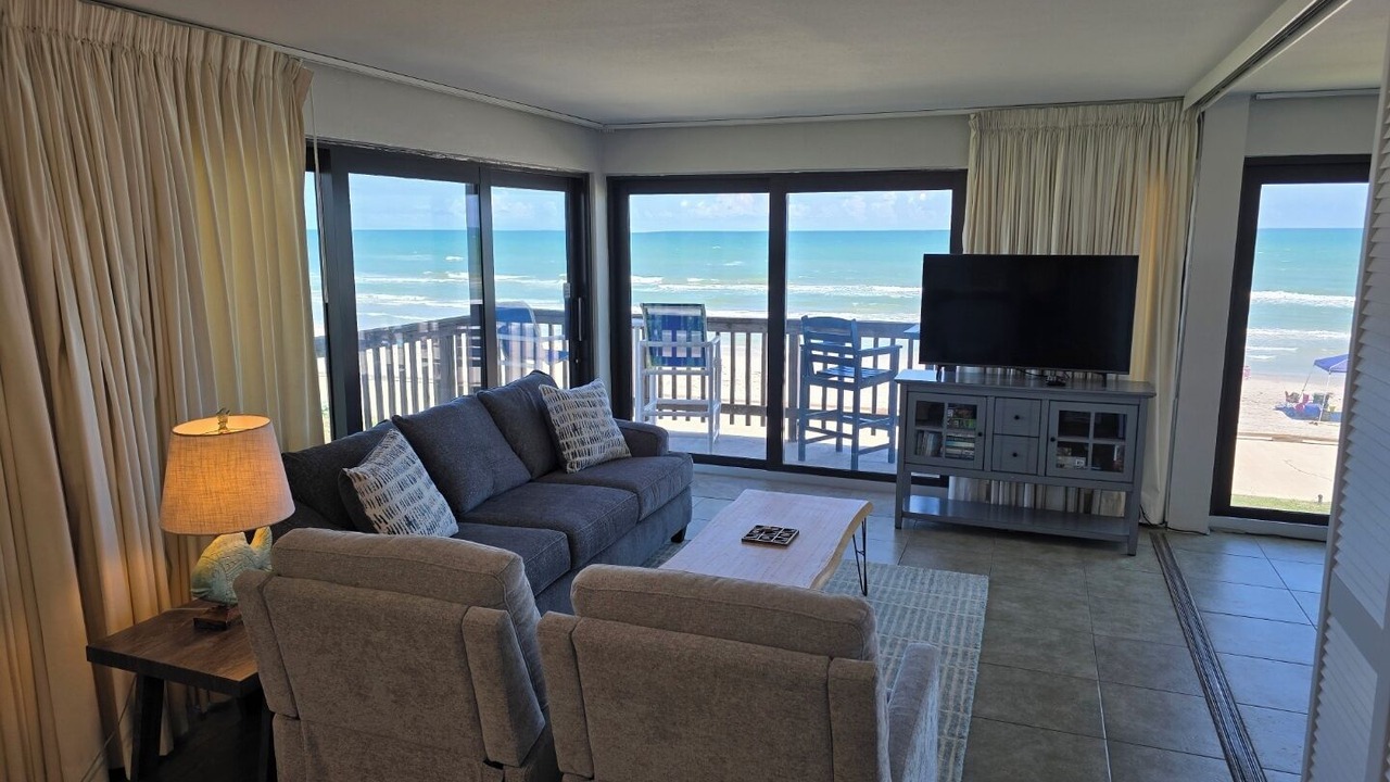 Photo of Livingroom in Corpus Christi