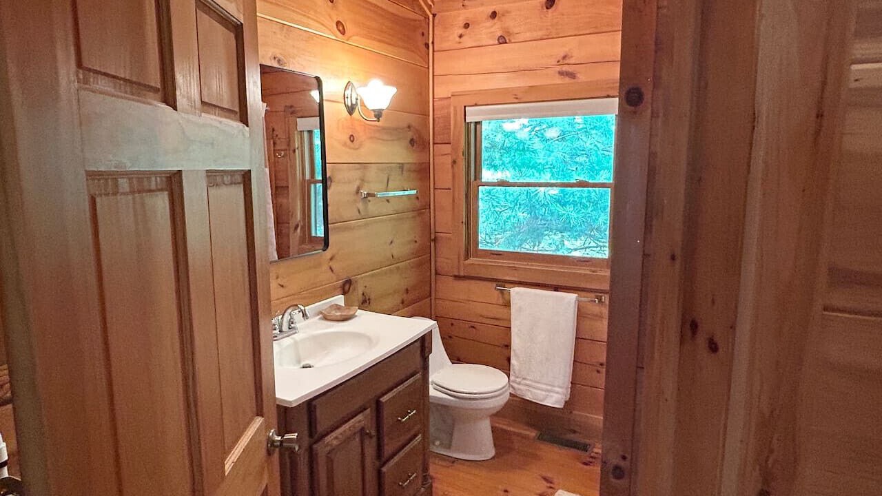 Photo of Bathroom in Meadows Of Dan