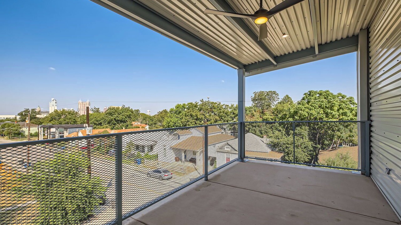 Photo of Patio Balcony in Near East Side