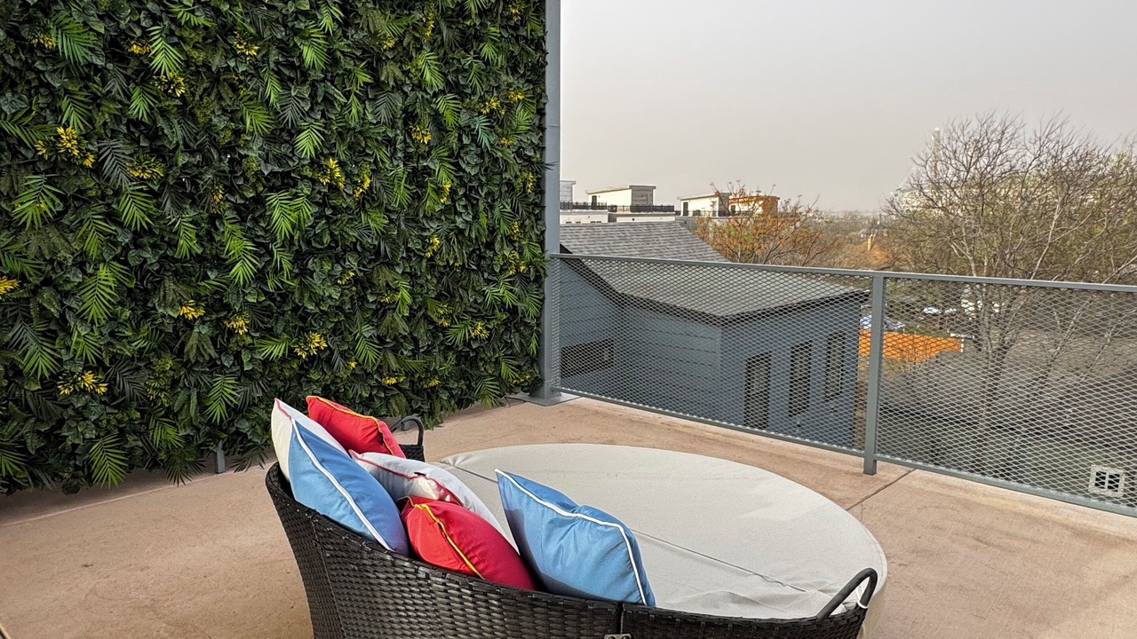 Photo of Patio Balcony in Near East Side