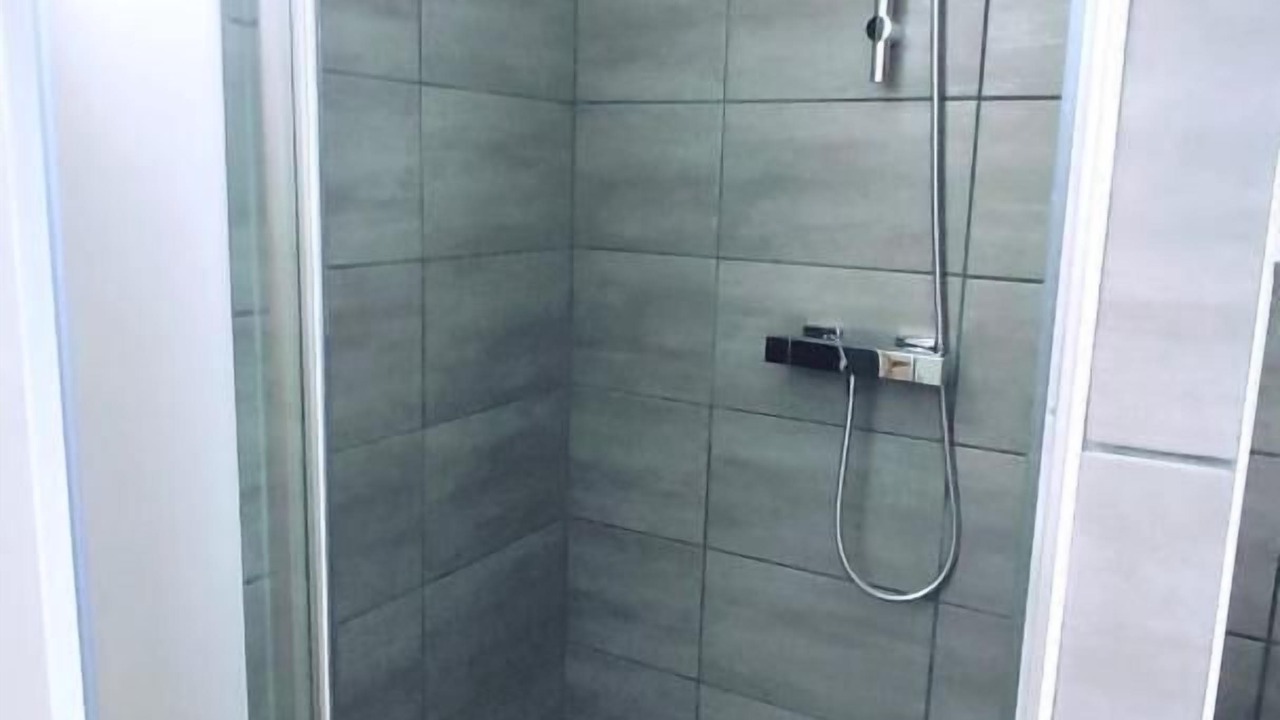 Photo of Bathroom in Damouzy